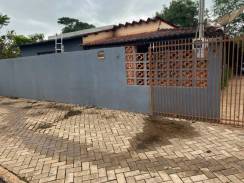 CASA 250M2 AREA/SETOR CENTRAL/EXCELENTE LOCALIZAÇÃO/PARANATINGA MT