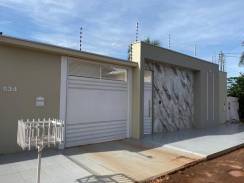 CASA ALTO PADRÃO JARDIM PRIMAVERA 220M2/03 DORMITÓRIOS/AO LADO AV. BRASIL/PARANATINGA MT